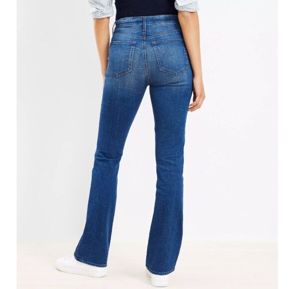 LOFT Mid Rise Boot Jeans in Vintage Dark Wash Size 28 - Picture 3 of 13